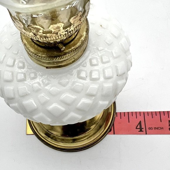 Set of 2 Mini Vintage Oil Lamps 8.5 x 3 9 x 3 Brass and White Milk Glass - Picture 11 of 11